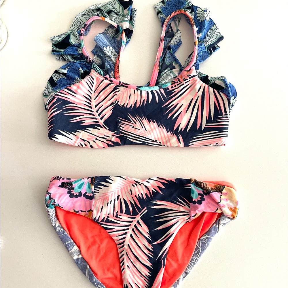 Girls Maaji 2-piece swimsuit bikini size 8